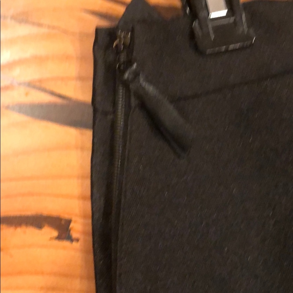 Leon Max limited edition black skirt, sz 2 - Picture 2 of 6
